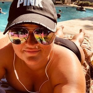 Meet your Posher, Kristin